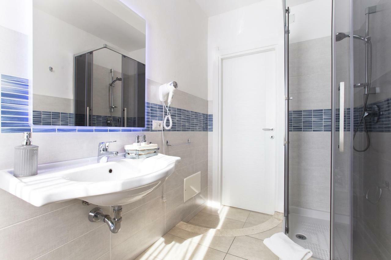 Alguest Hotell Alghero Eksteriør bilde