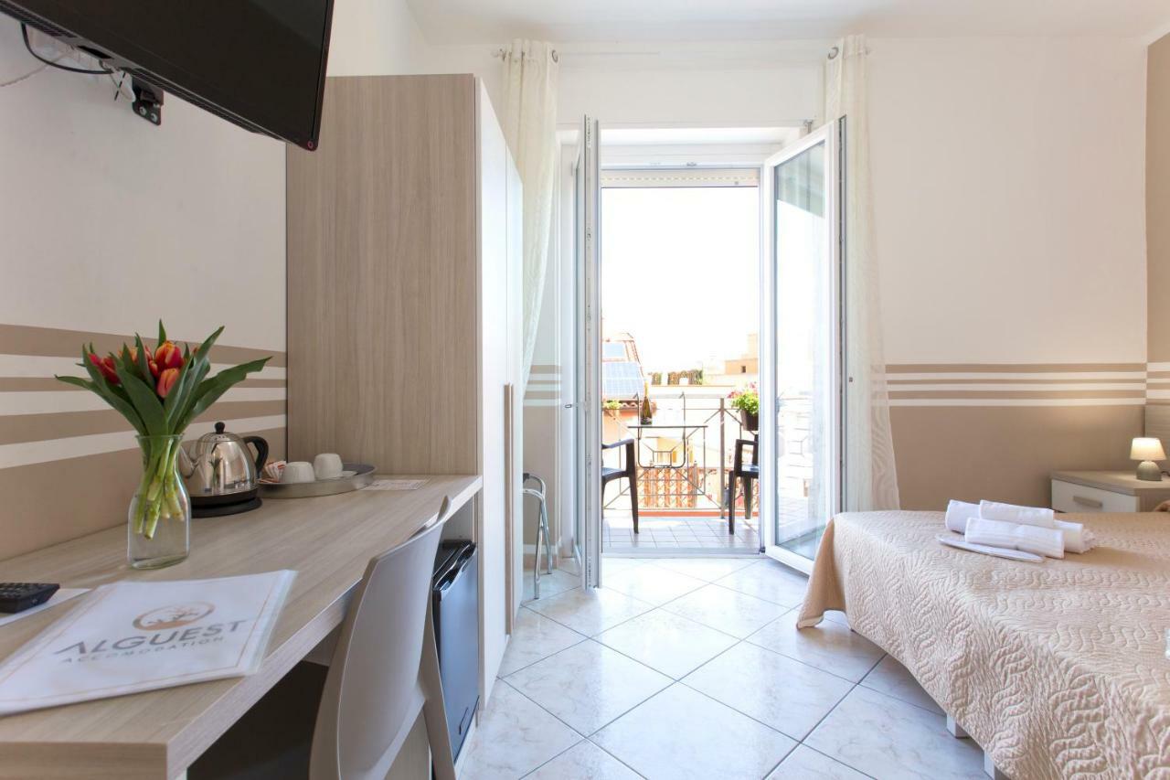 Alguest Hotell Alghero Eksteriør bilde