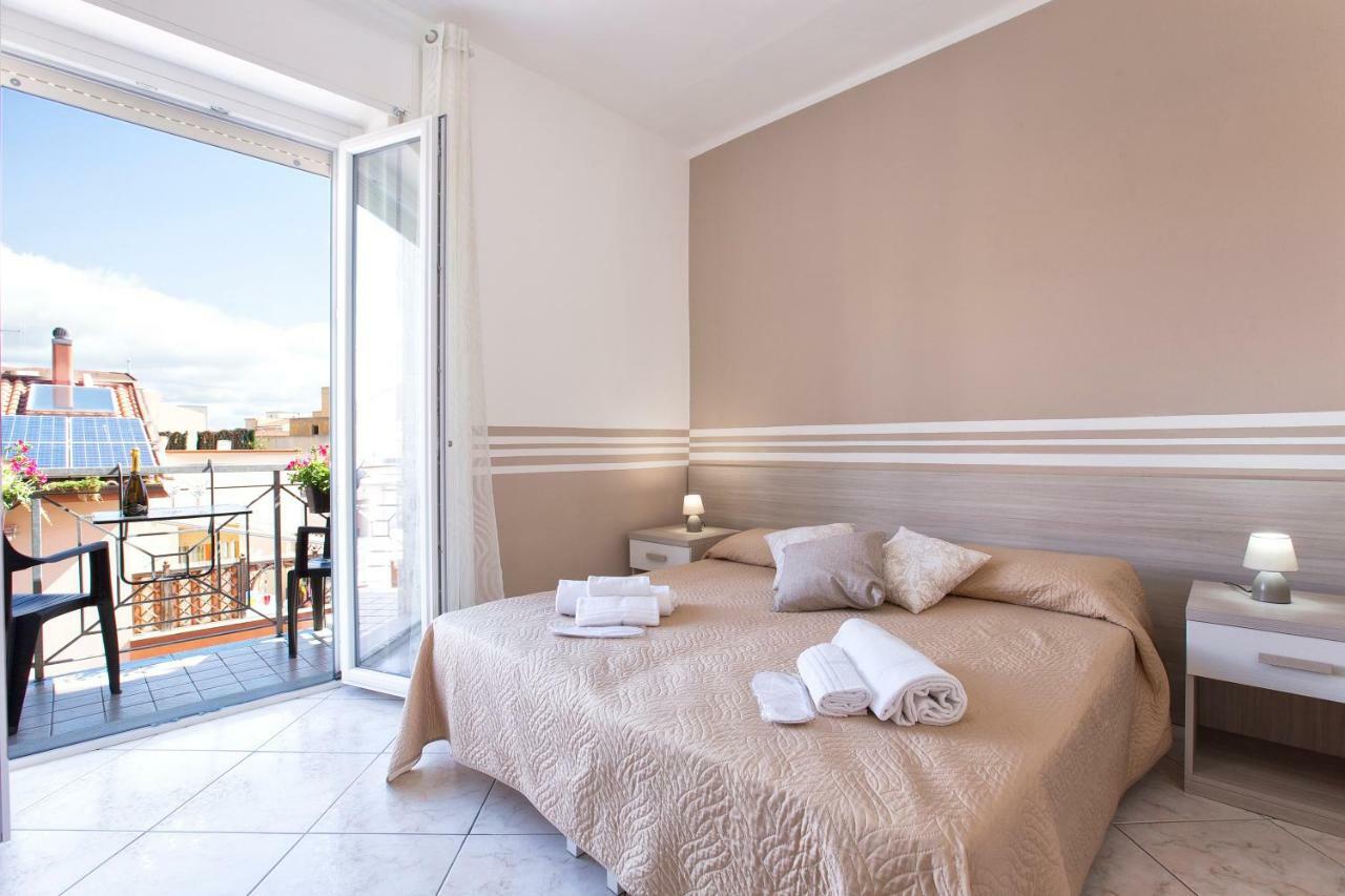 Alguest Hotell Alghero Eksteriør bilde
