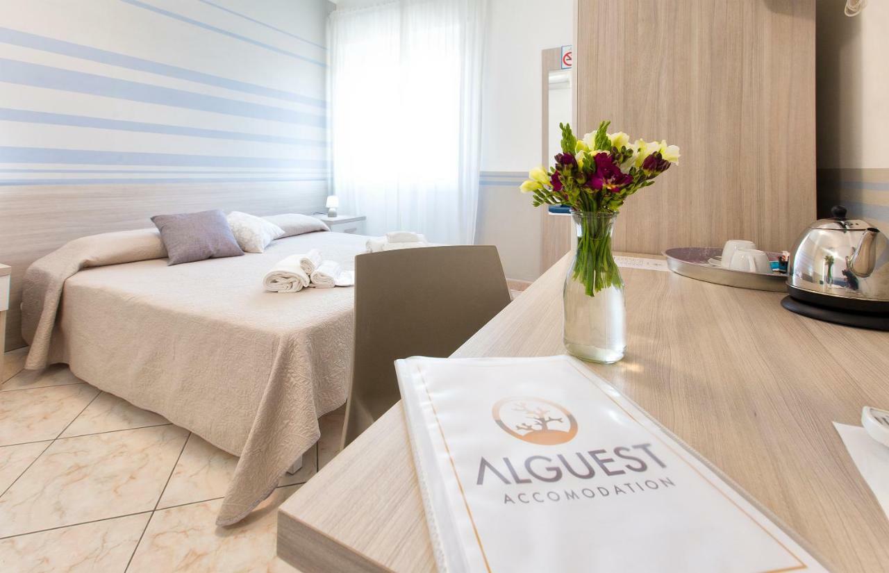 Alguest Hotell Alghero Eksteriør bilde