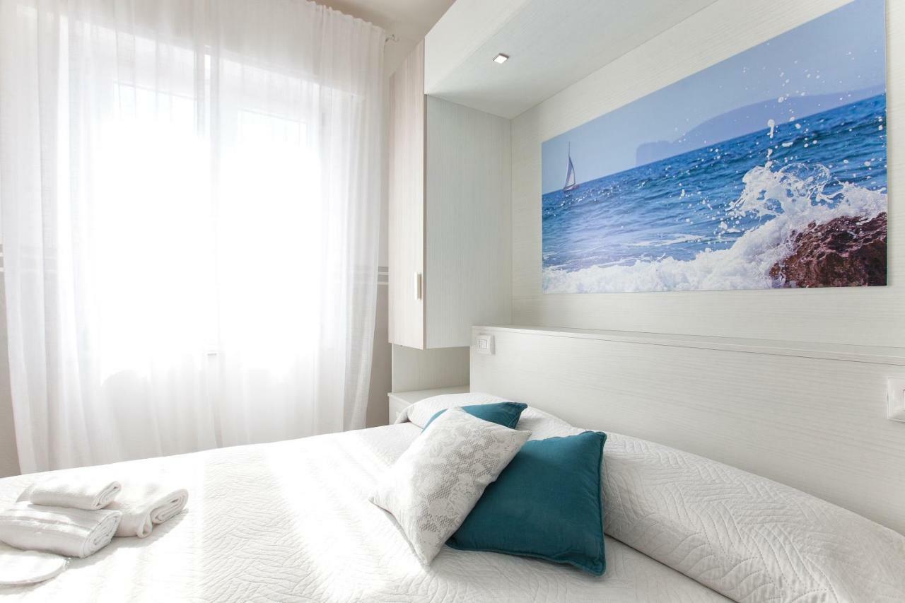 Alguest Hotell Alghero Eksteriør bilde