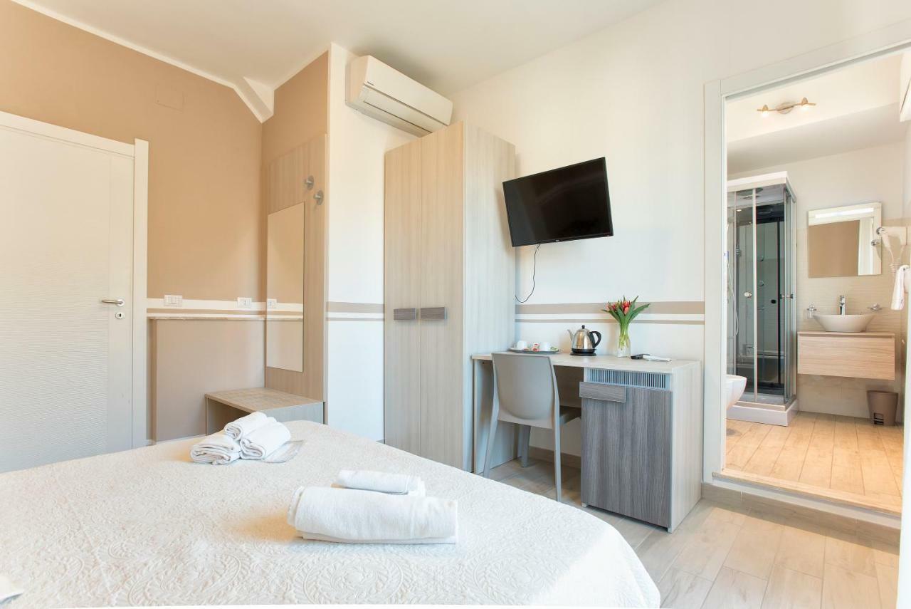 Alguest Hotell Alghero Eksteriør bilde