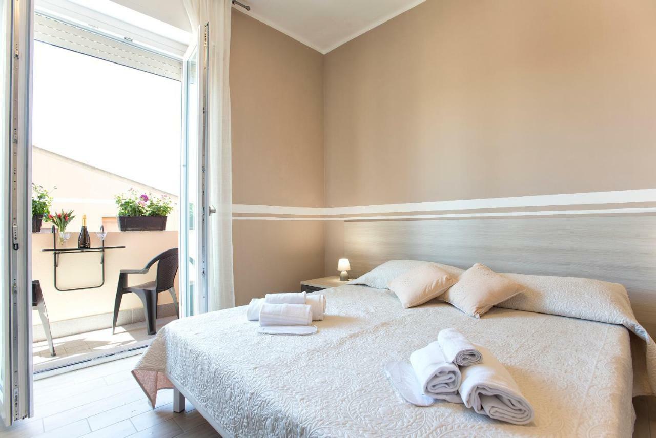 Alguest Hotell Alghero Eksteriør bilde